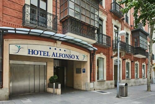 Внешний вид отеля Hotel Silken Alfonso X в Сьюдад-Реале