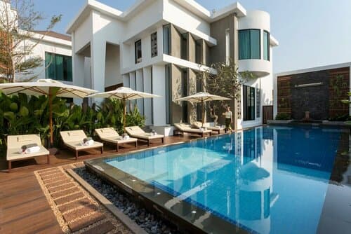 Внешний вид отеля Shintana Saya Residence