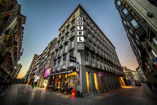 Внешний вид отеля Hotel Saint Sauveur by Wp Hotels