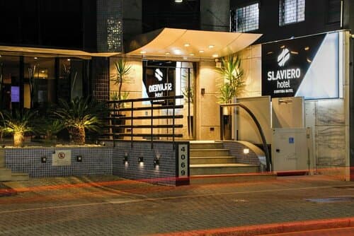 Внешний вид отеля Slaviero Curitiba Batel в Куритибе