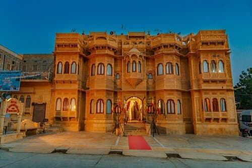 Внешний вид отеля Hotel Lal Garh Fort And Palace в Джайсалмере