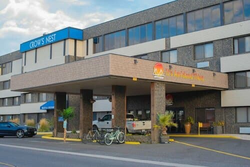 Внешний вид отеля Clover Island Inn