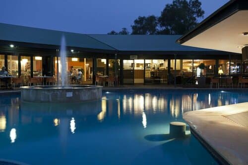 Внешний вид отеля Mercure Alice Springs Resort