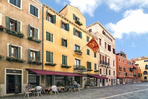 Внешний вид отеля Albergo Bel Sito e Berlino в Венеции