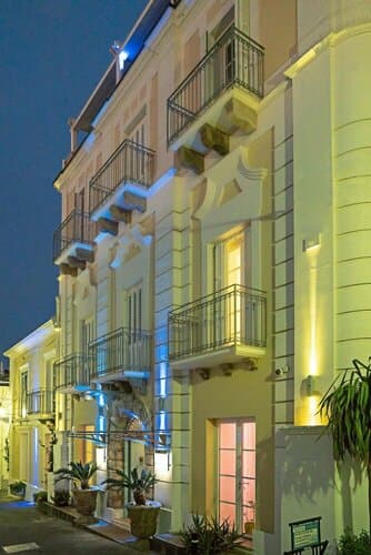 Внешний вид отеля Piccolo Grand