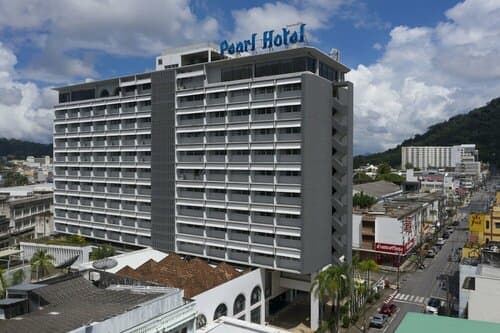Внешний вид отеля Pearl Hotel в Пхукете (город)
