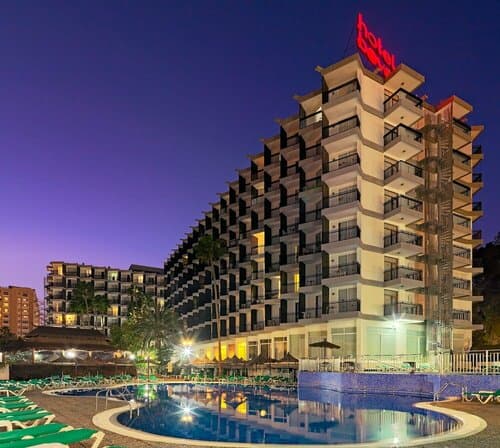 Внешний вид отеля Relaxia Beverly Park в Сан-Бартоломе-де-Тирахане