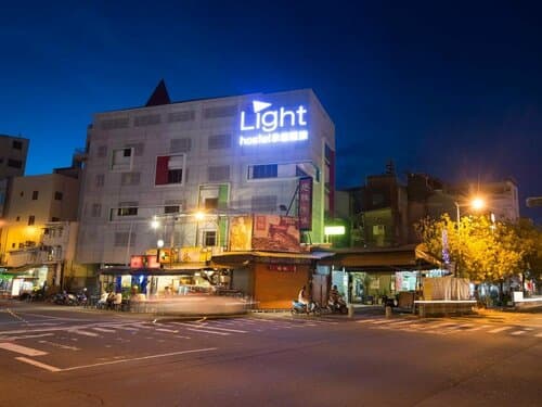 Внешний вид отеля Light Hostel. tn