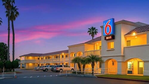 Внешний вид отеля Motel 6 Carlsbad, Ca Beach