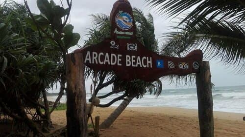 Внешний вид отеля Отель Arcade Beach