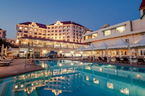Внешний вид отеля Qingdao Seaview Garden Hotel