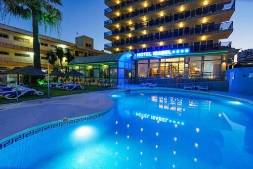 Внешний вид отеля Hotel Isabel в Торремолиносе