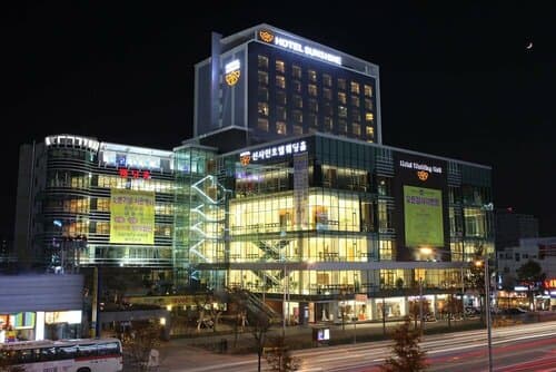 Внешний вид отеля Sunshine Hotel