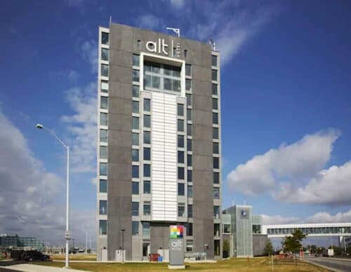 Внешний вид отеля Alt Hotel Toronto Airport