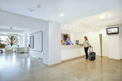 Внешний вид отеля Albahía в Аликанте