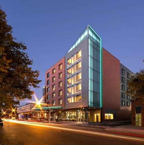 Внешний вид отеля Hyatt Place Chicago-South/University Medical Center в Чикаго