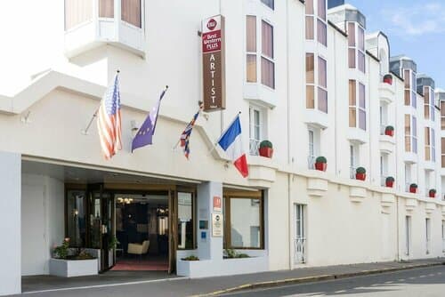 Внешний вид отеля Best Western Plus L'artist Hotel в Туре