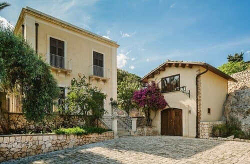 Внешний вид отеля Dimora Archimedea