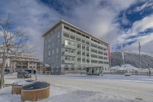 Внешний вид отеля Alpine Inn Davos