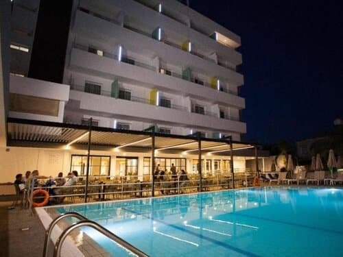 Внешний вид отеля Pefkos City Hotel