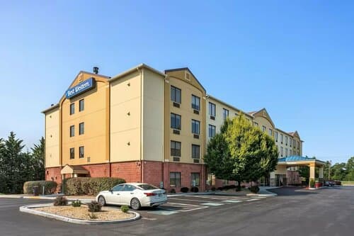 Внешний вид отеля Comfort Suites Grantville - Hershey North