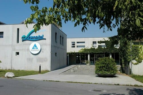 Внешний вид отеля Lausanne Youth Hostel в Лозанне