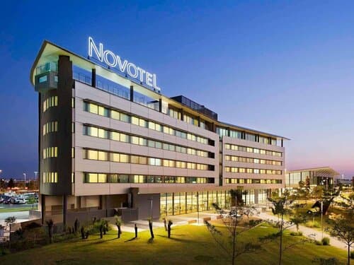 Внешний вид отеля Novotel Brisbane Airport
