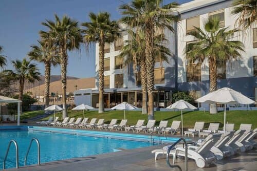 Внешний вид отеля Nh Iquique Costa