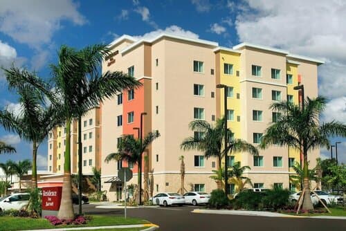 Внешний вид отеля Residence Inn Miami Airport West/Doral