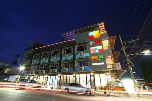Внешний вид отеля Pak-Up Hostel в Муанге Краби