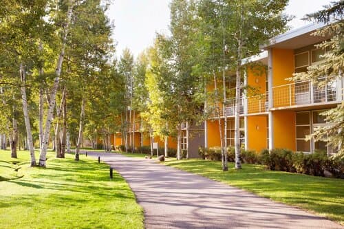 Внешний вид отеля Aspen Meadows Resort