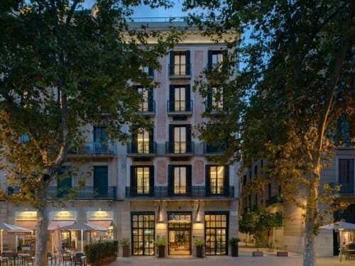 Внешний вид отеля Hotel The Serras