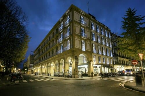 Внешний вид отеля Legazpi Doce Rooms & Suites