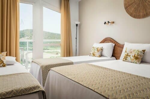 Внешний вид отеля Cartago Nova by Alegria в Мальграт-де-Маре