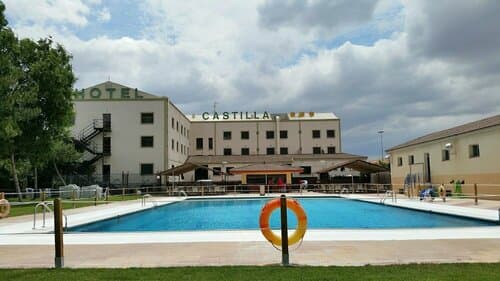 Внешний вид отеля Hospedium Hotel Castilla в Торрихосе