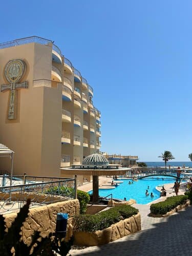Внешний вид отеля Sphinx Aqua Park Beach Resort в Хургаде