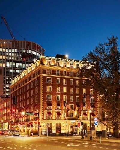 Внешний вид отеля The Eliot Hotel в Бостоне
