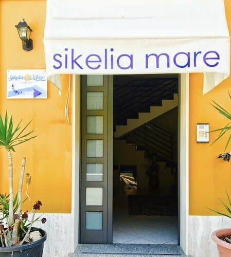 Внешний вид отеля B&b Sikelia Mare