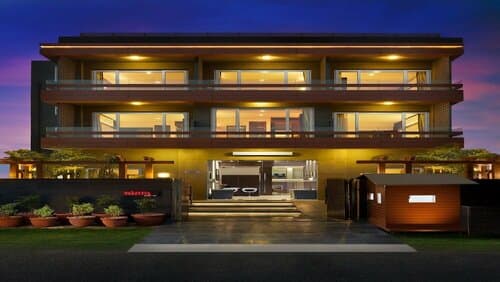 Внешний вид отеля The Atara в Гургаоне