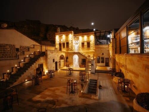 Внешний вид отеля Misty Cave в Ургюпе