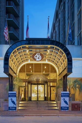 Внешний вид отеля The Desoto Savannah