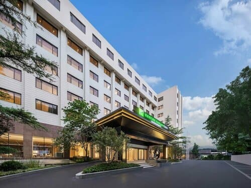 Внешний вид отеля Holiday Inn Express Beijing Downtown в Районе Дунчэне