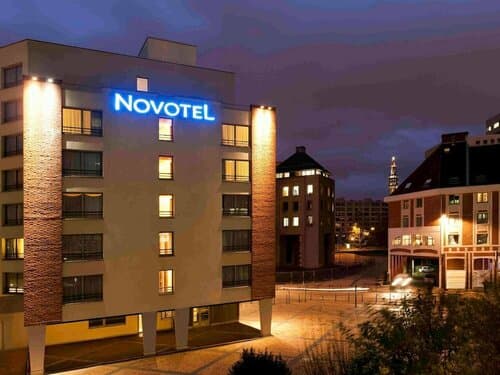 Внешний вид отеля Novotel Lille Centre Gares в Лилле