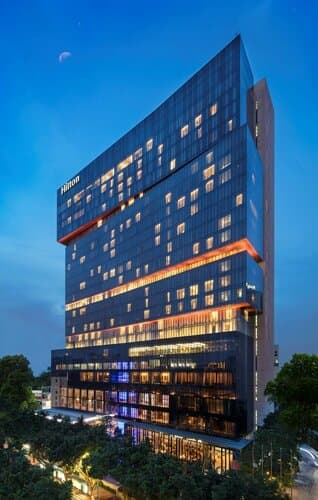 Внешний вид отеля Hilton Guangzhou Tianhe в Гуанчжоу