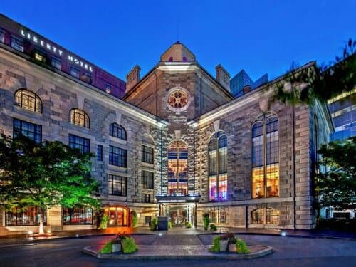 Внешний вид отеля The Liberty, a Marriott Luxury Collection Hotel, Boston в Бостоне