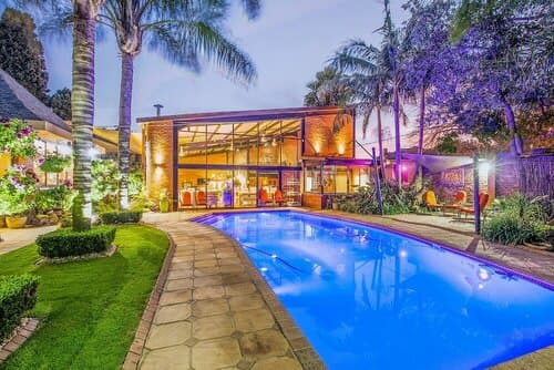 Внешний вид отеля Sunrock Guesthouse