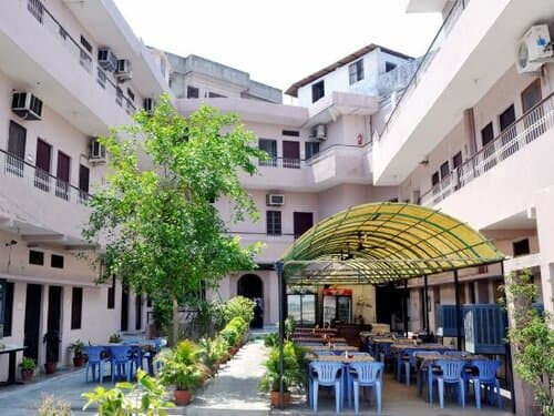 Внешний вид отеля Hotel Alka в Варанаси