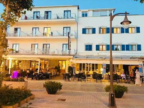 Внешний вид отеля Miramar Hotel в Сольере