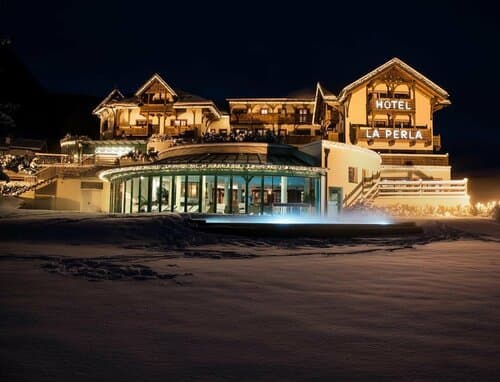 Внешний вид отеля Alpin & Vital Hotel La Perla в Кастельрутто