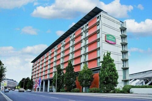 Внешний вид отеля Courtyard by Marriott Linz